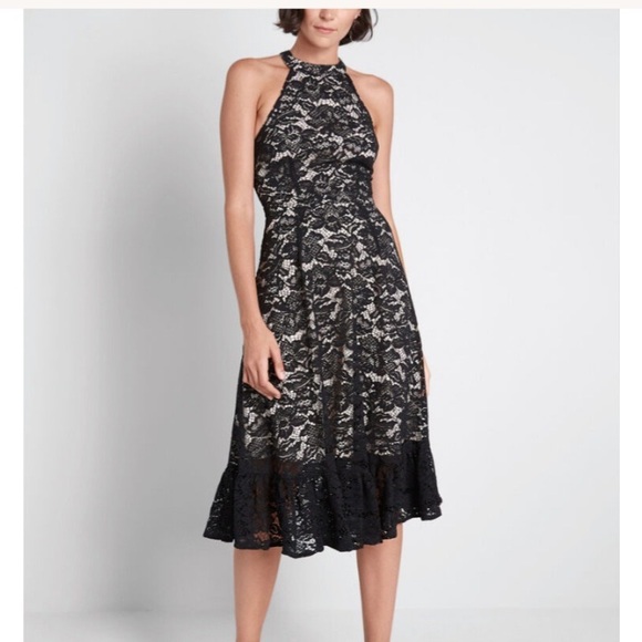 Modcloth Dresses & Skirts - Modcloth Lace Halter Midi Dress